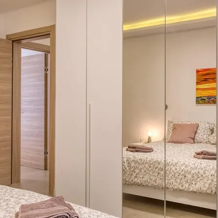 Stylish 2-bedroom Near The Sea Daire
