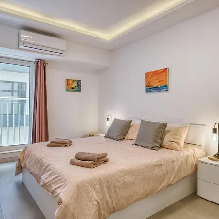 Stylish 2-bedroom Near The Sea Daire St. Paul's Bay