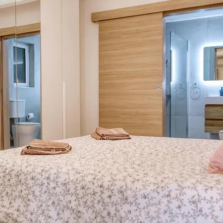 Lägenhet Stylish 2-bedroom Near The Sea St. Paul's Bay