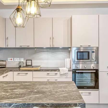 Stylish 2-bedroom Near The Sea Apartamento St. Paul's Bay