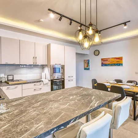 Stylish 2-bedroom Near The Sea Lägenhet St. Paul's Bay